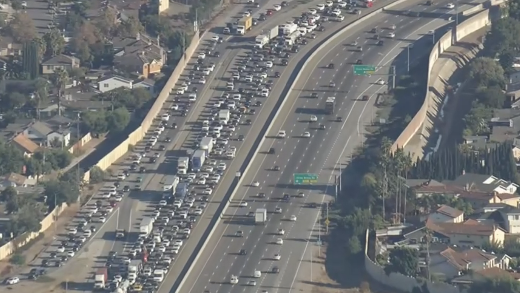 Northbound Highway 101 lanes in San Jose blocked by overturned vehicle — CBS Bay Area (KPIX), Belvedere Community news