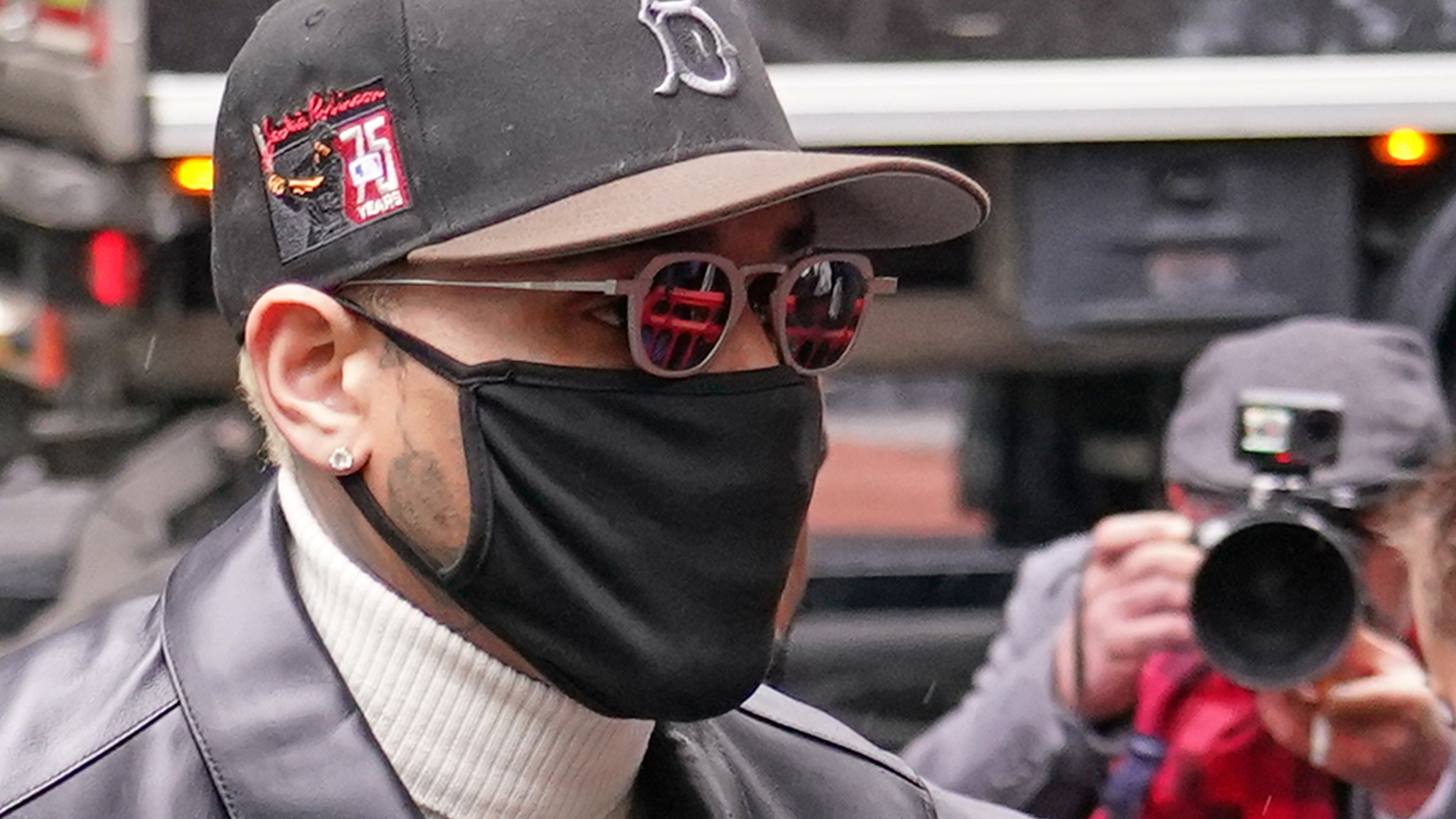 Chris Brown avoids prison time for brawling at a London nightclub

       — ABC 7 Bay Area, Belvedere Community news