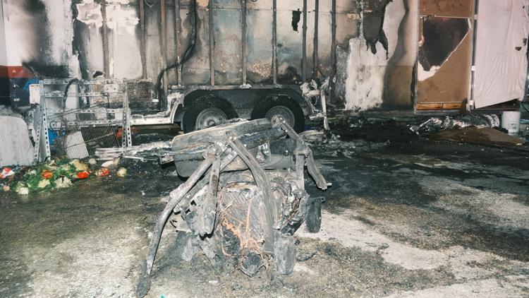 'I'm going back' | East Sixth Street food truck owner recovering after generator explosion burns trailer — KVUE (Austin), Belvedere Dining news