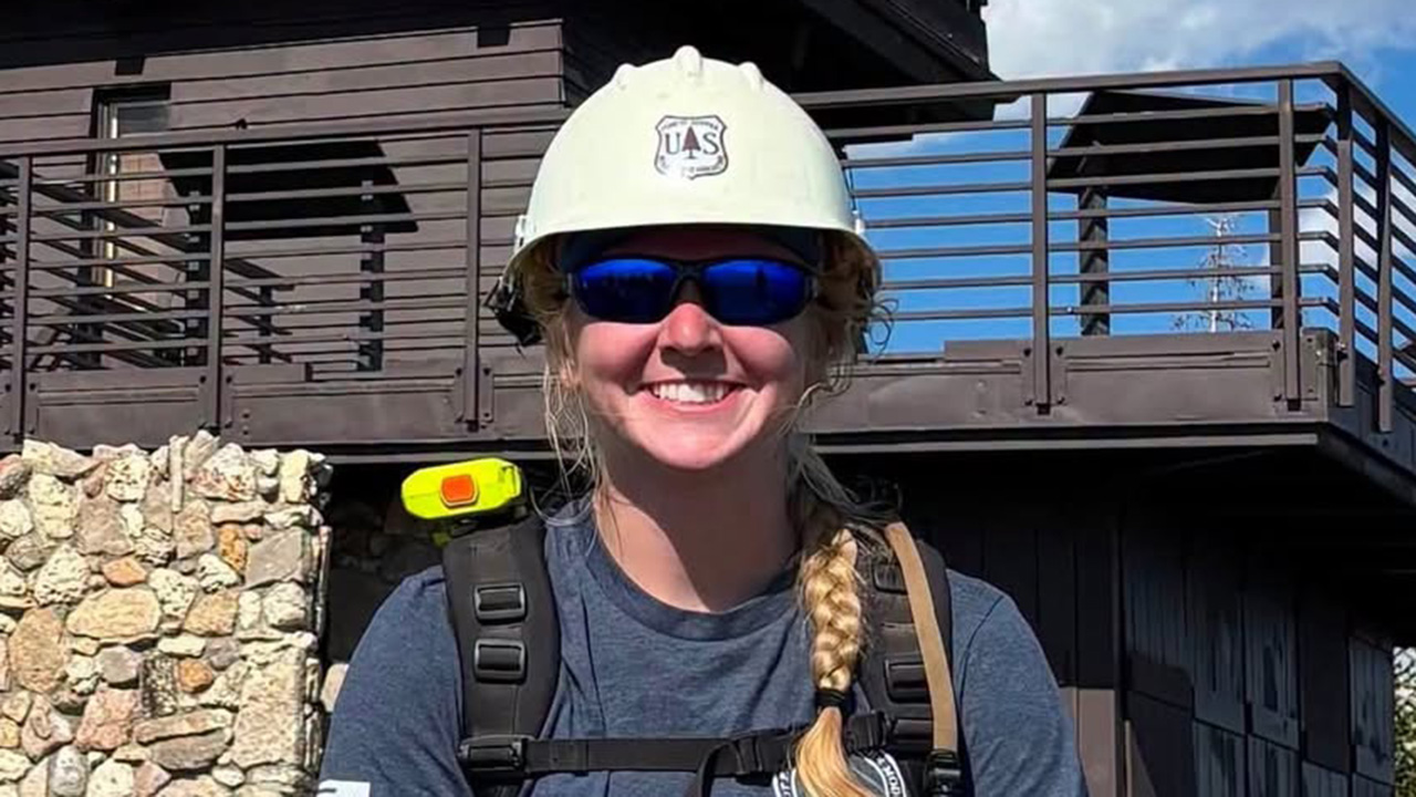 Firefighter, 24, died after being struck by a tree battling La. wildfire — KTVU FOX 2 Bay Area, Belvedere Community news