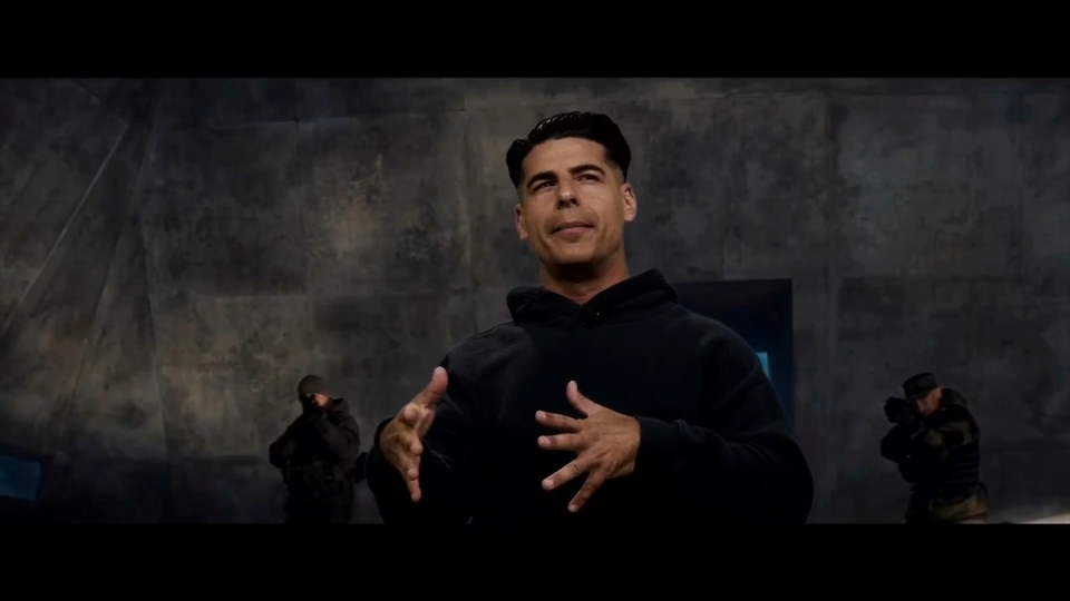 Deco’s Alex Miranda tosses his name into the hat for screen test as next James Bond — WSVN Entertainment, Belvedere Technology news
